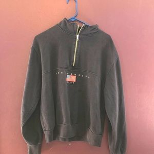 Brandy Melville zip up